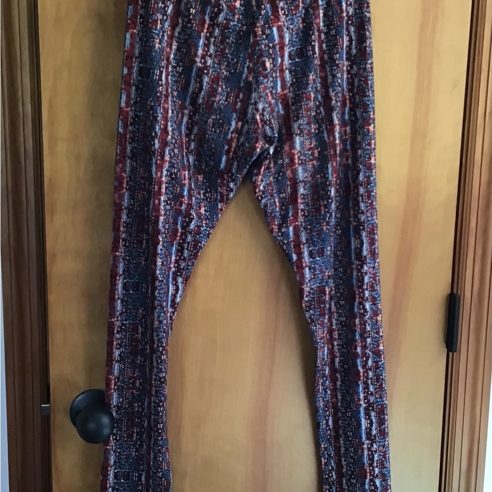 Hot Kiss Multicolor Patterned Leggings